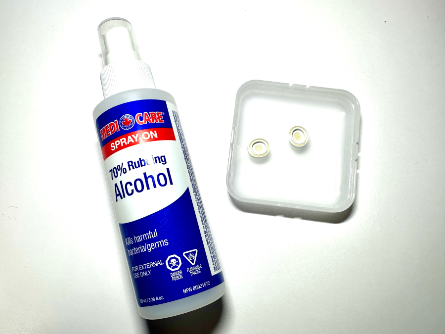 Soaking AirPod's rubber tips in alcohol